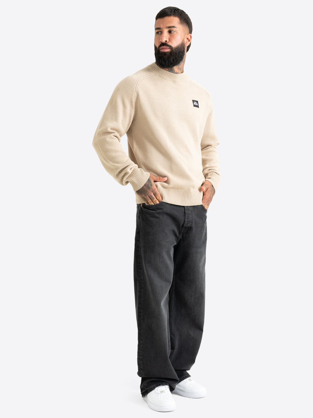 Sandfarbener Lonsdale Herren Strickpullover mit Rundhalsausschnitt