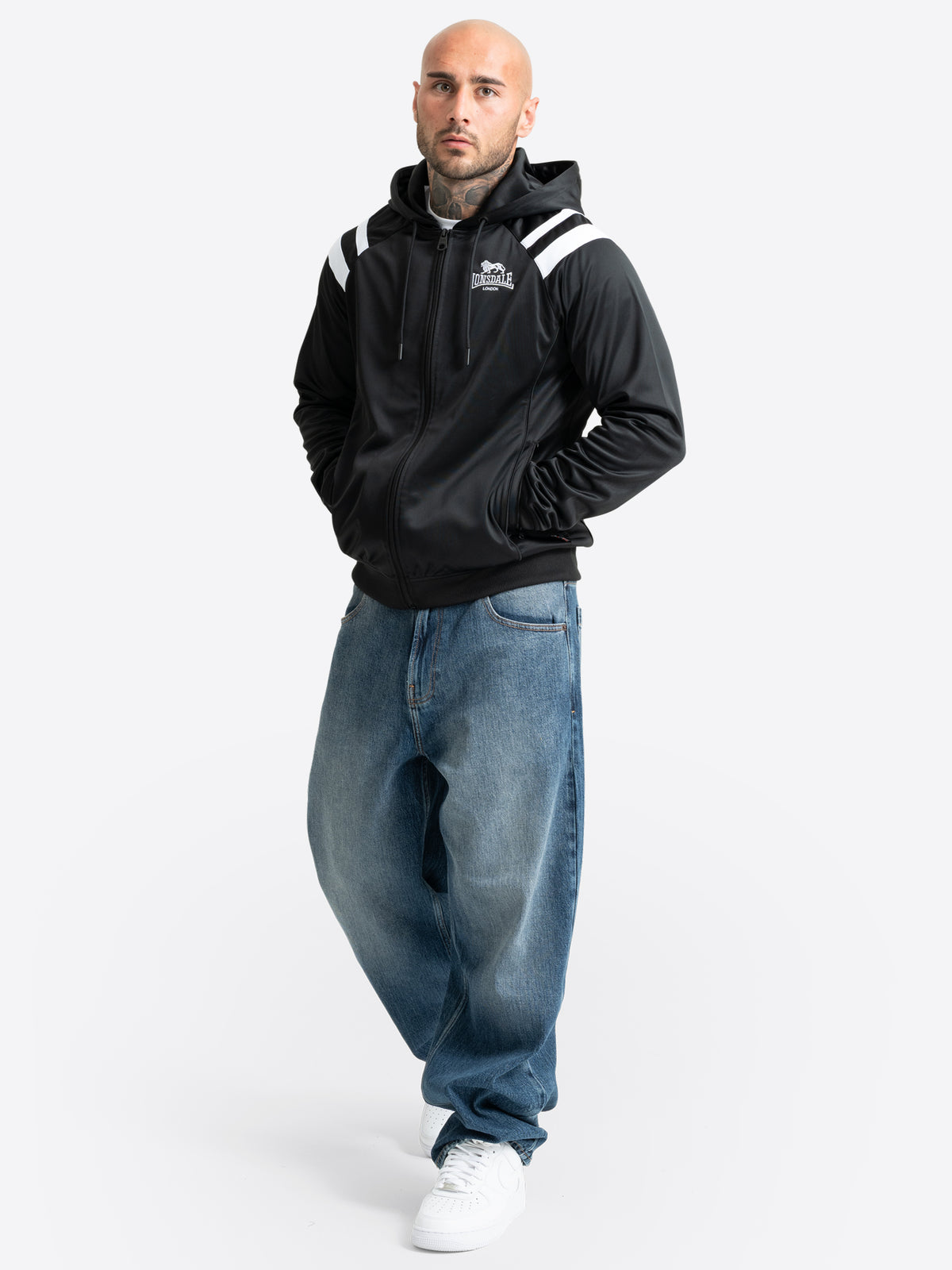 Schwarze Lonsdale Herren-Trainingsjacke mit Kapuze, normale Passform und Reissverschluss