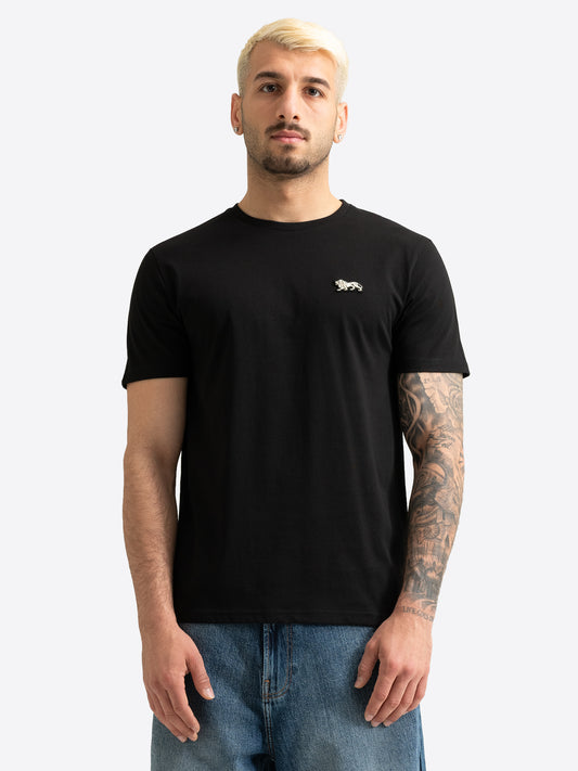 Lonsdale London Herren T-Shirt schwarz mit kleinem Löwen-Logo auf der Brust.