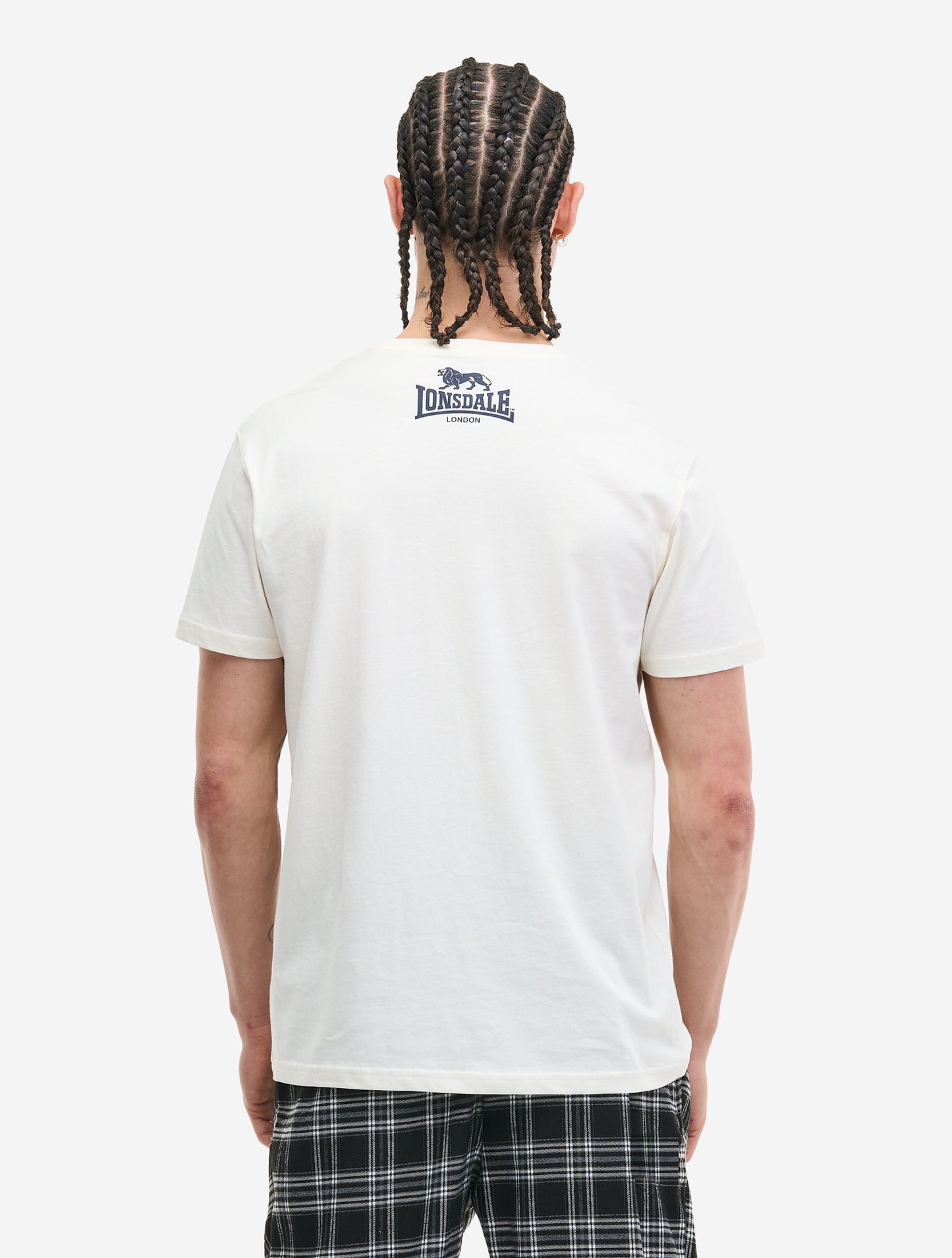 Lonsdale T-Shirt Ecru mit Logo-Brustprint und kleinem Markenprint im Nacken.