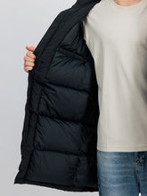 Laden Sie das Bild in den Galerie-Viewer, Alpha Industries Puffer Parka - Winterjacke - black
