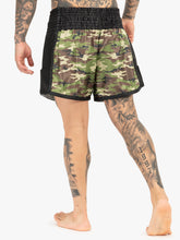 Laden Sie das Bild in den Galerie-Viewer, BENLEE 190043 Hinkley Thaiboxhose  Camo Woodland
