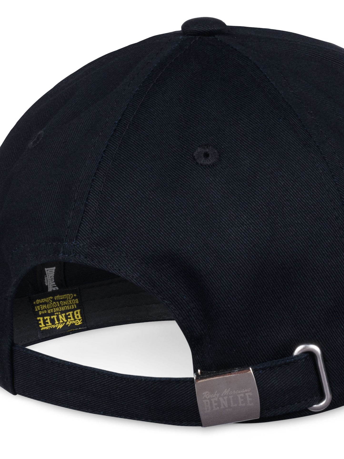 Rückansicht BENLEE Cap Schwarz mit Metallschliesse und gelbem Marken-Label innen