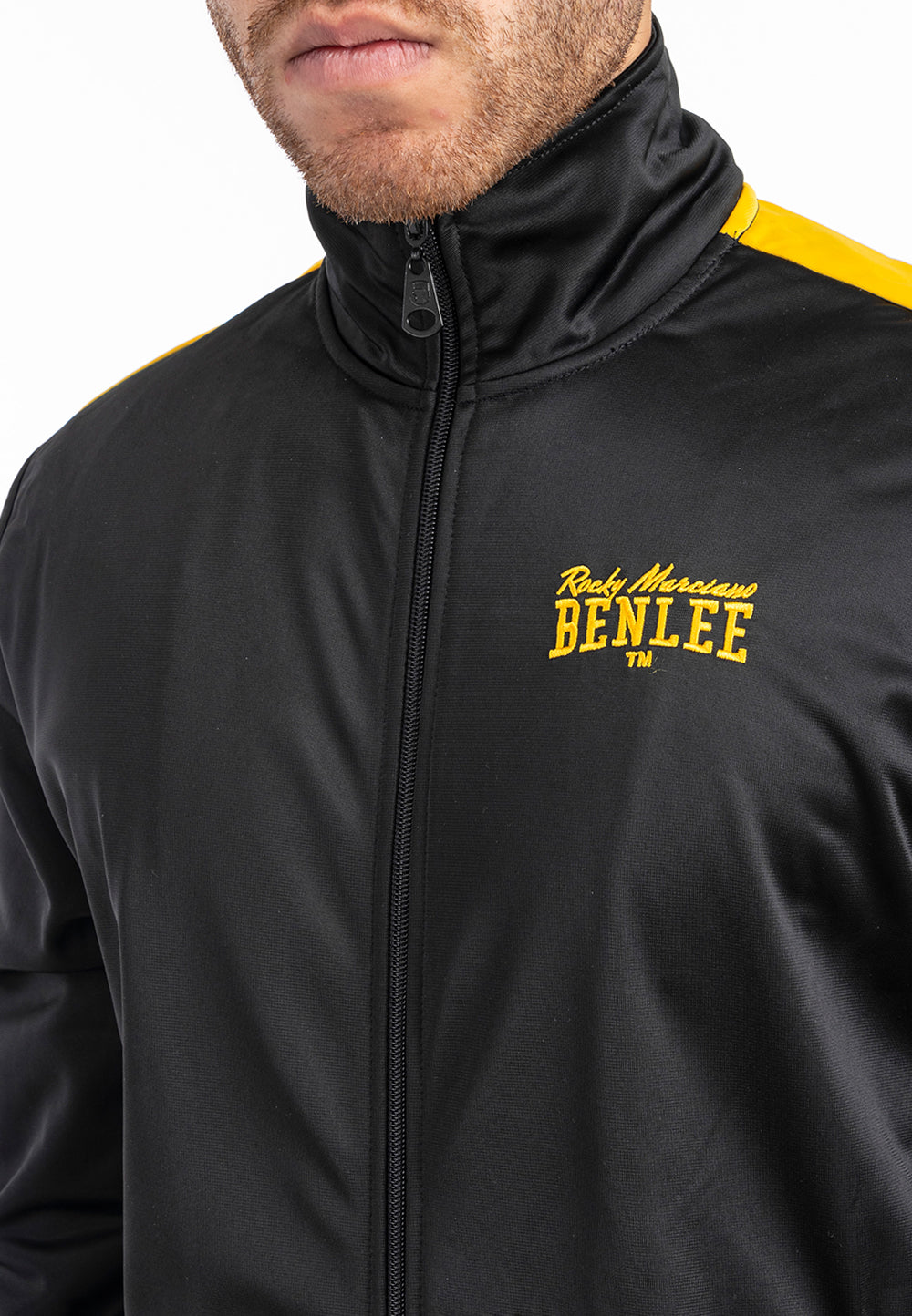 BENLEE Jogginganzug mit farblich abgesetzten Details, Logo-Stickereien und Reissverschlusstaschen an Jacke und Hose.