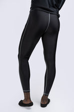 Laden Sie das Bild in den Galerie-Viewer, BENLEE  190701 Manorburn Leggins Schwarz 
