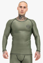 Laden Sie das Bild in den Galerie-Viewer, BENLEE 190702 Funktionsshirt Olive
