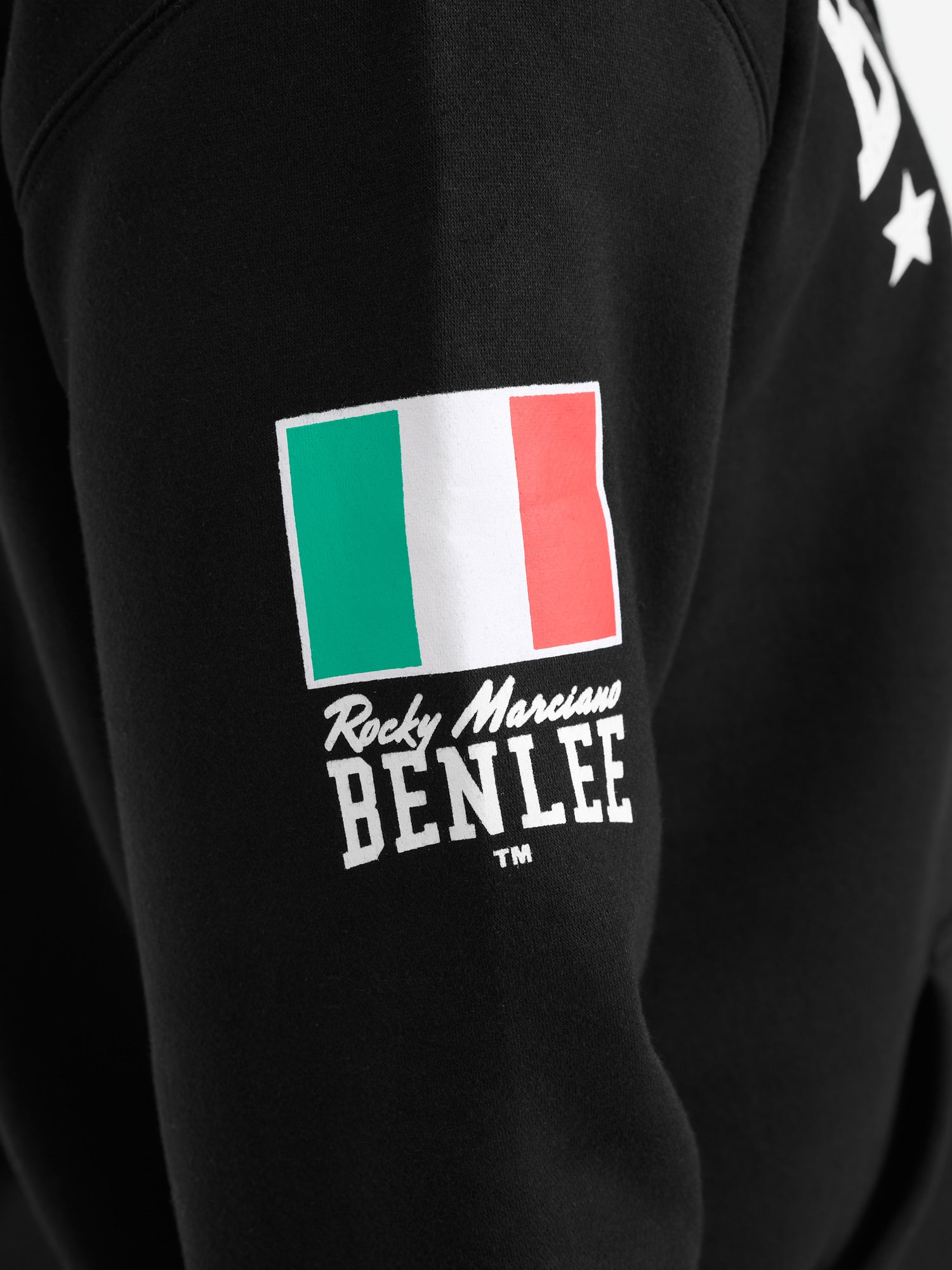 BENLEE Herren Kapuzensweatshirt schwarz normale Passform Vintage Logo Kängurutasche Hoodie