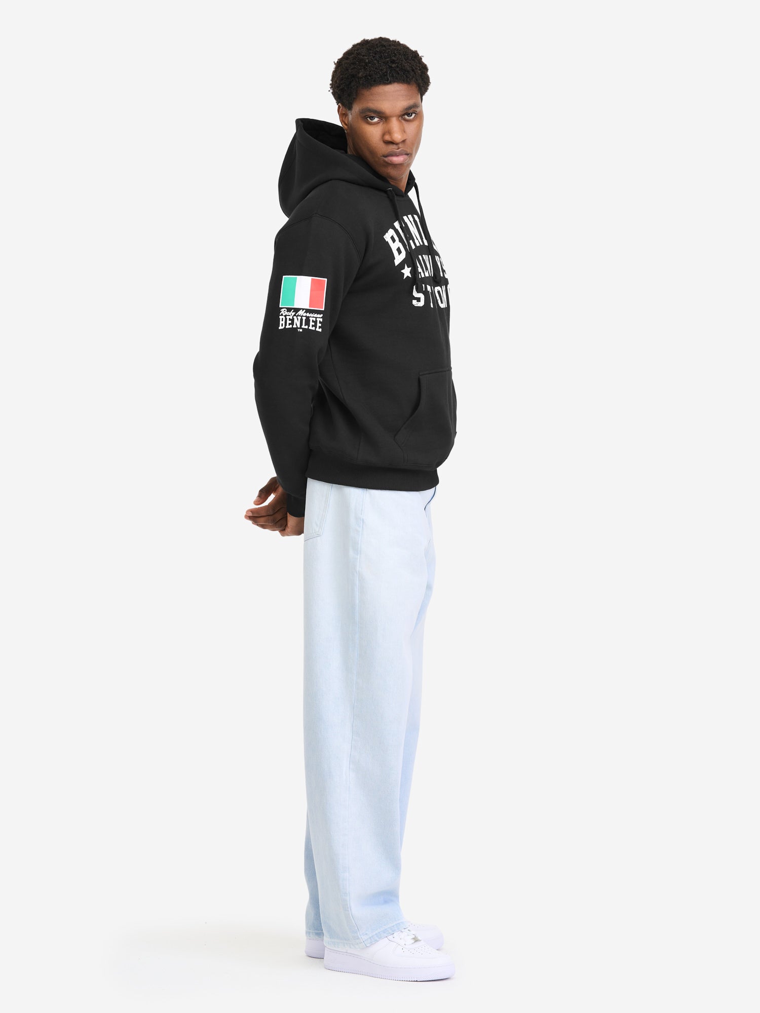BENLEE Herren Kapuzensweatshirt schwarz normale Passform Vintage Logo Kängurutasche Hoodie