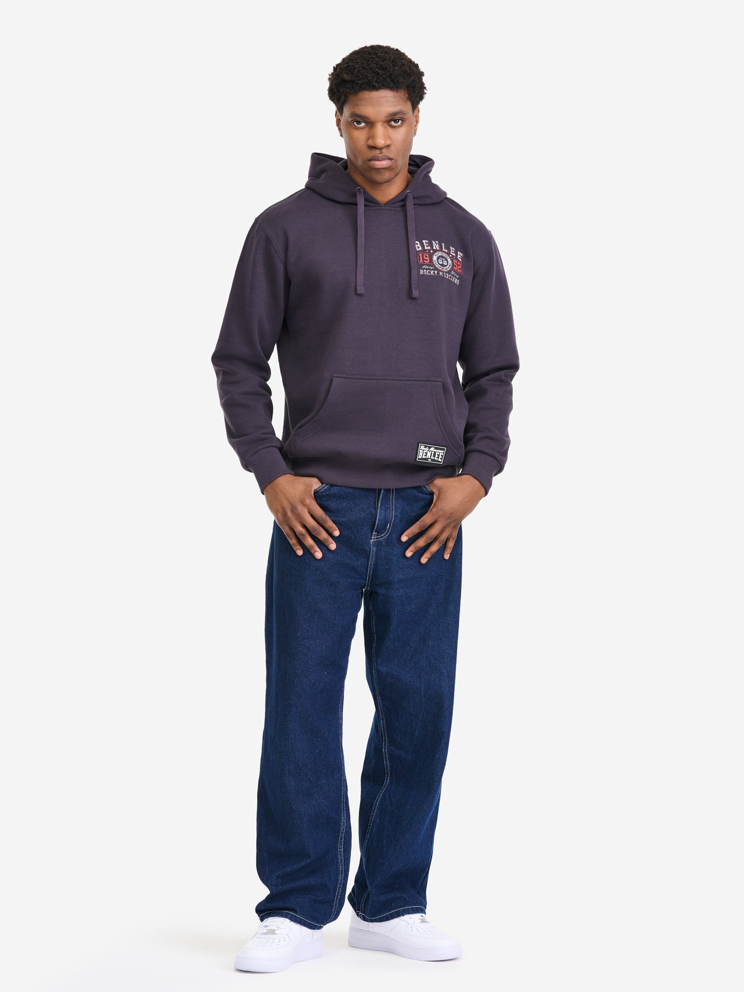 BENLEE Herren Kapuzensweatshirt in Off-Black, normale Passform, Hoodie mit Vintage-Logo-Print und Kängurutasche