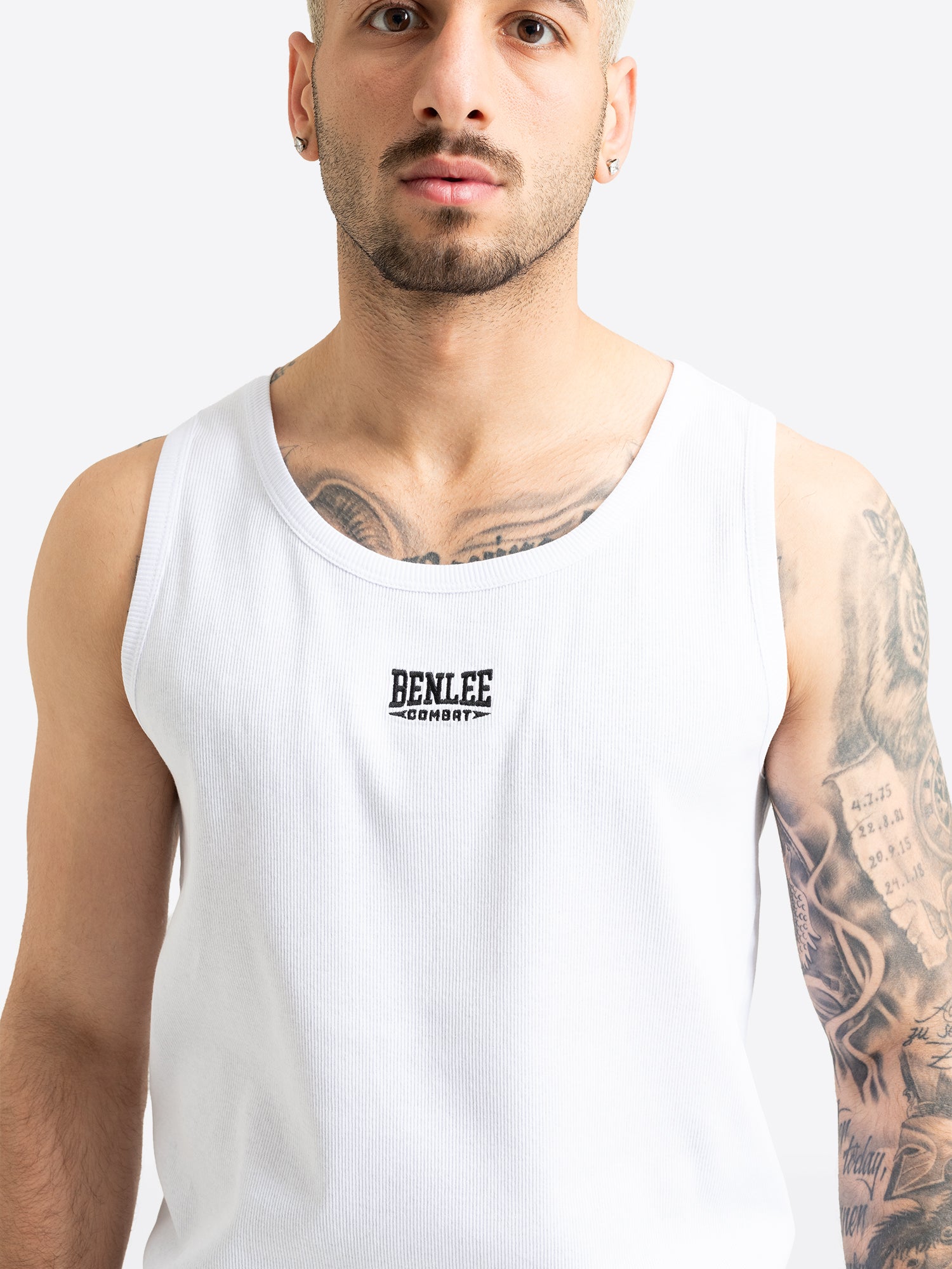 Weisses BENLEE Herren Singlet in schmaler Passform aus Doppelripp-Baumwolle.