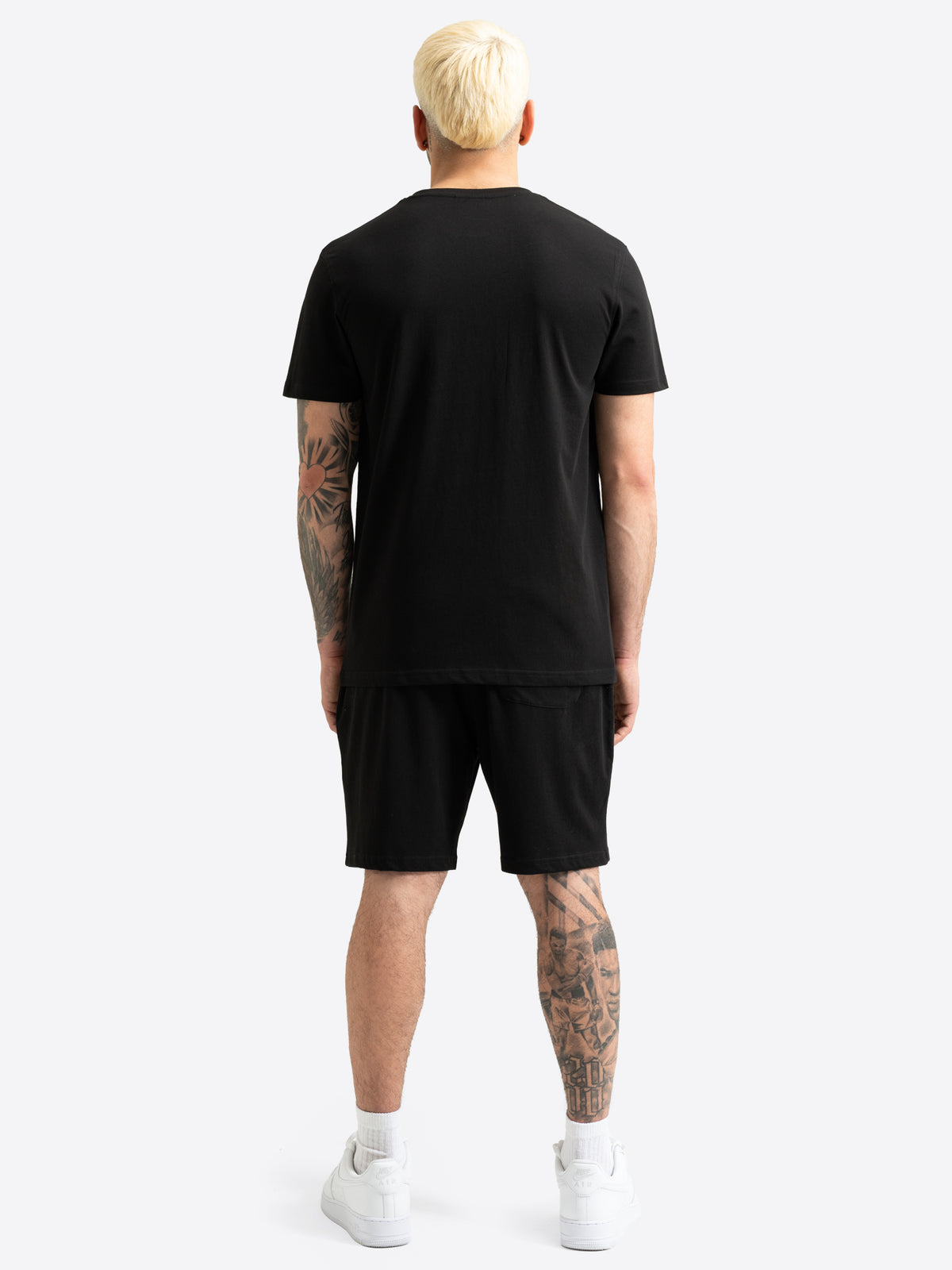 Rückansicht: Schwarzes BenLee Combat Herren Set aus T-Shirt und Shorts
