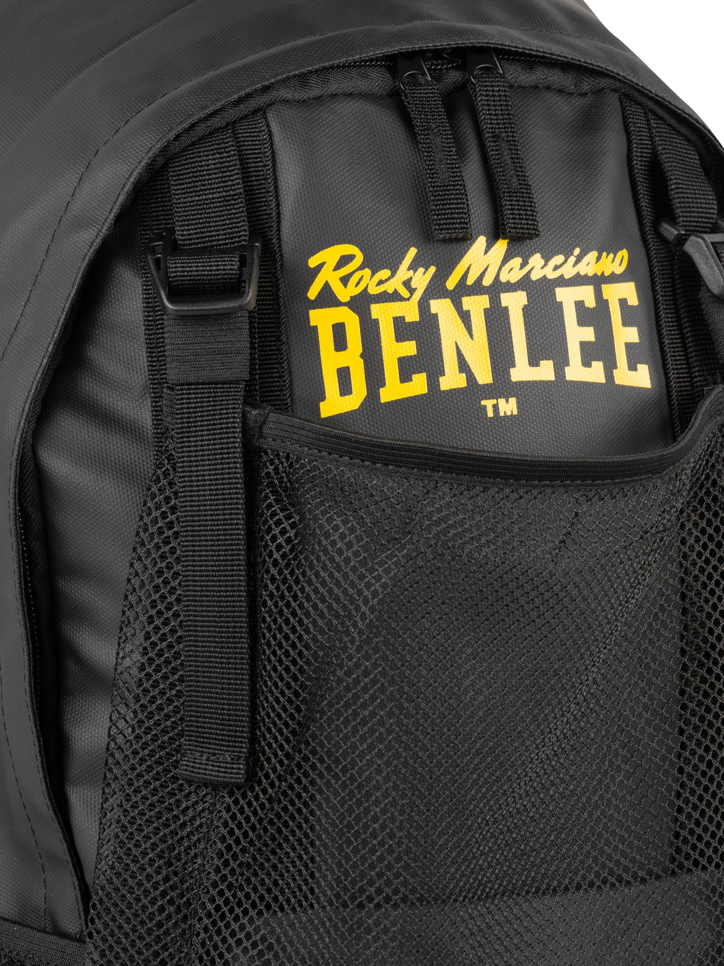 BENLEE Rucksack mit kontrastfarbenem Logo, grossem Hauptfach, Fronttasche mit Reissverschluss, Netz-Seitentaschen und ausziehbarem Bodenfachnetz – ideal für Sport, Freizeit und Training.