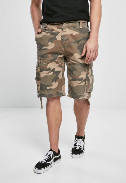 Brandit Vintage Shorts Light Woodland Cargo-Shorts für Herren mit hellem Tarnmuster aus schwerer Baumwolle Vorderansicht