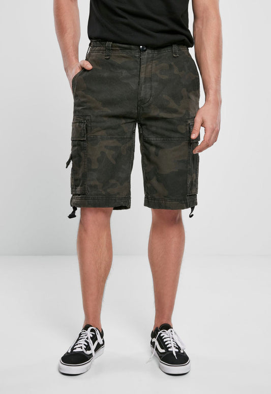 Brandit Vintage Shorts Darkcamo Cargo-Shorts für Herren mit dunklem Tarnmuster aus schwerer Baumwolle Vorderansicht