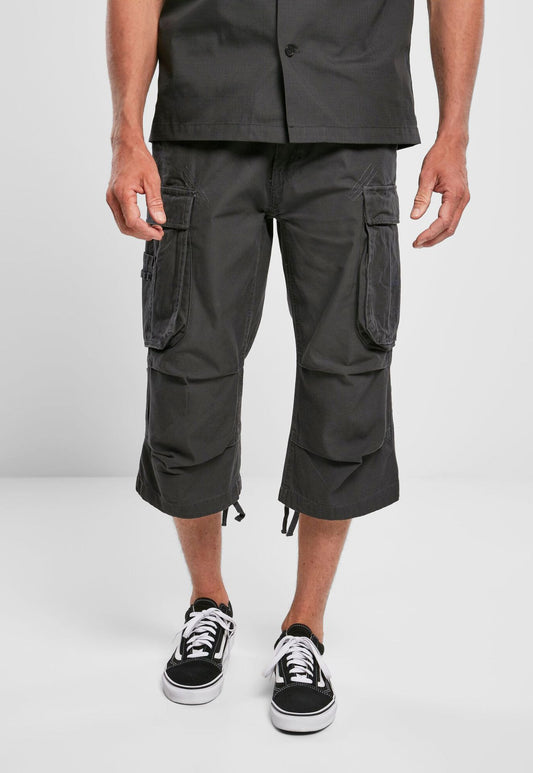Brandit Industry Vintage 3/4 Cargo-Shorts in Schwarz fuer Herre