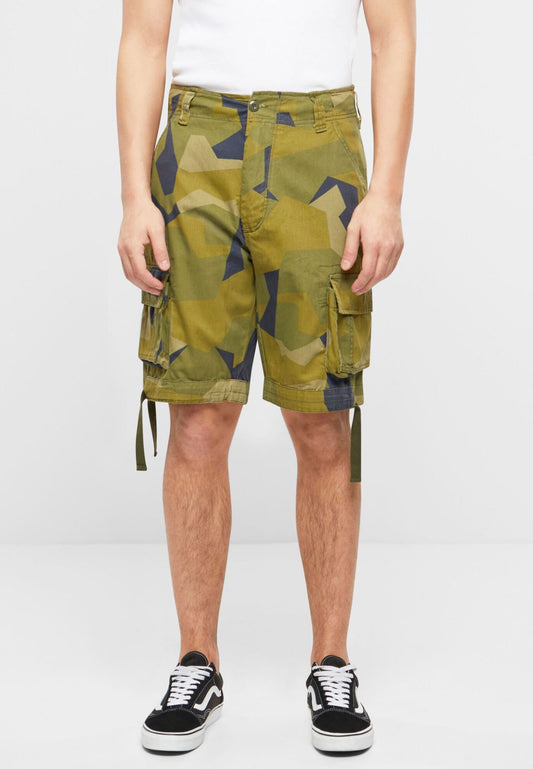 Brandit Urban Legend Shorts Swedish Camo Cargo-Shorts für Herren mit schwedischem Tarnmuster Vorderansicht