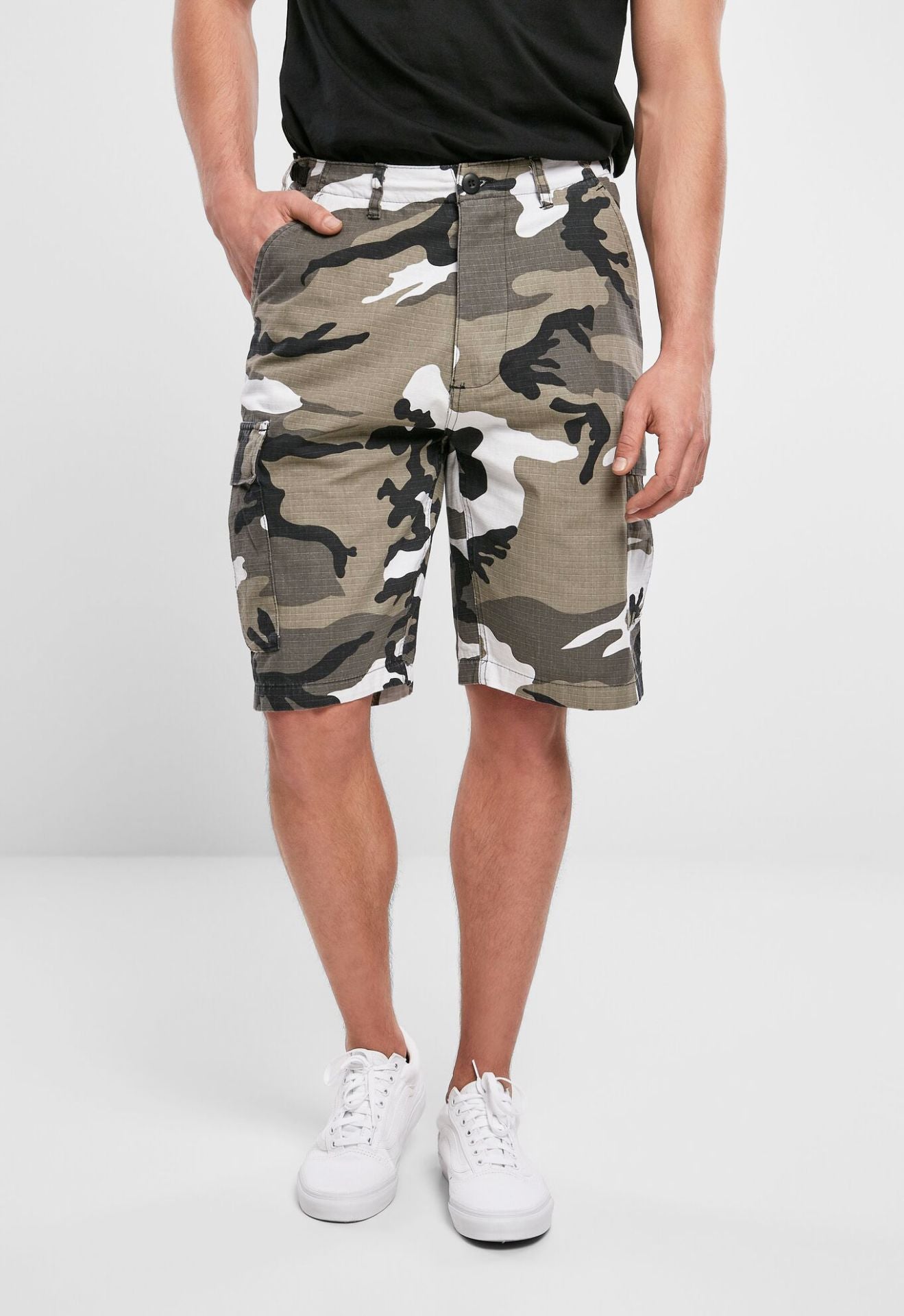 Brandit BDU Ripstop Shorts für Herren in Urban mit Beintaschen.