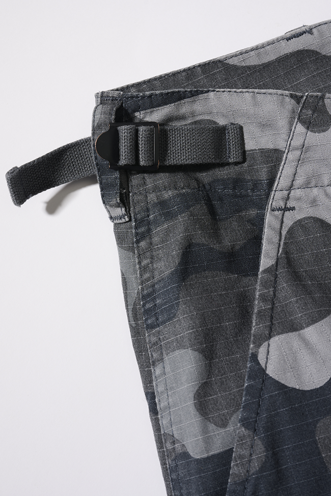 Brandit BDU Ripstop Shorts für Herren in Grey Camo mit Beintaschen.