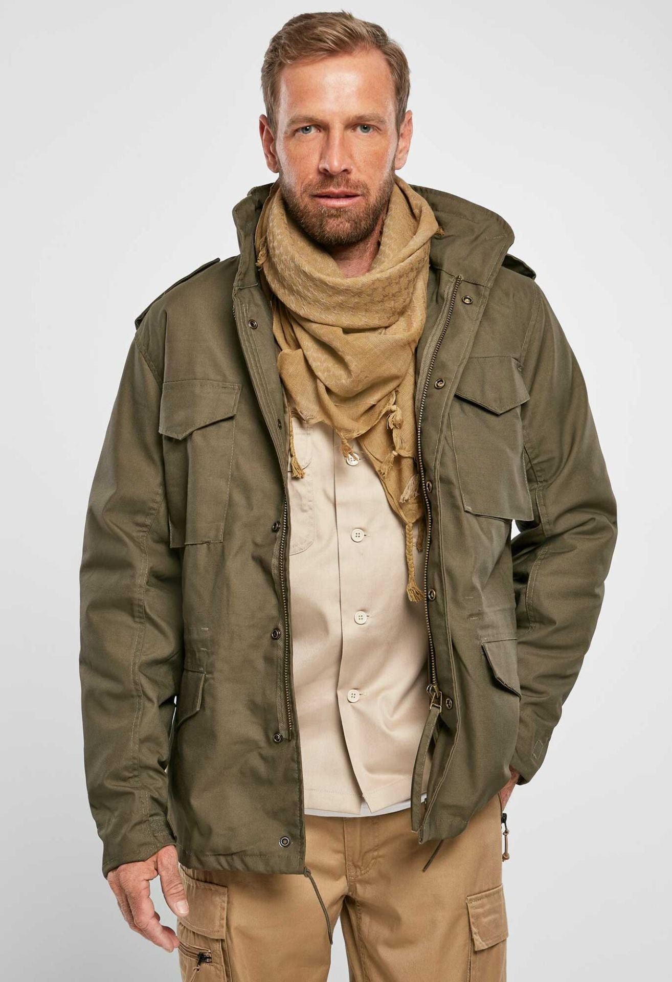  BRANDIT M65 Olive Classic Fieldjacket – robuste Jacke mit Innenjacke, Kapuze und verstellbarer Taille für Street & Outdoor.
