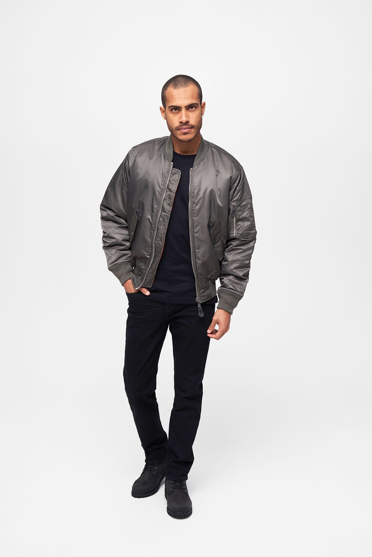 MA1 Bomberjacke Anthra aus robustem Nylon, wind- und wasserabweisend mit Taschen
