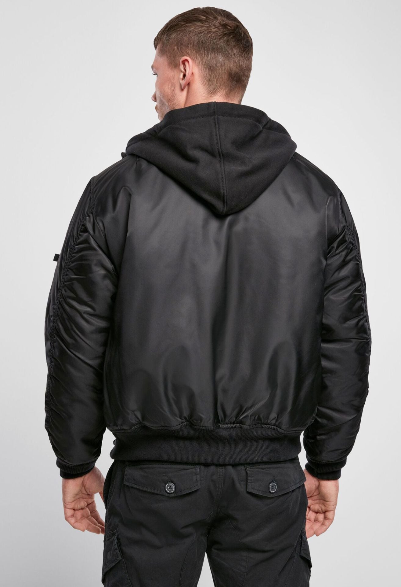 Brandit MA1 Sweat Hooded Jacke schwarz mit Kapuze und warmem Innenfutter