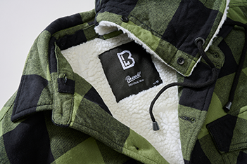 Schwarz-Oliv Brandit Hooded Lumber Jacke mit Teddyfell, abnehmbarer Kapuze, Brust- und Seitentaschen, Straight-Cut.“