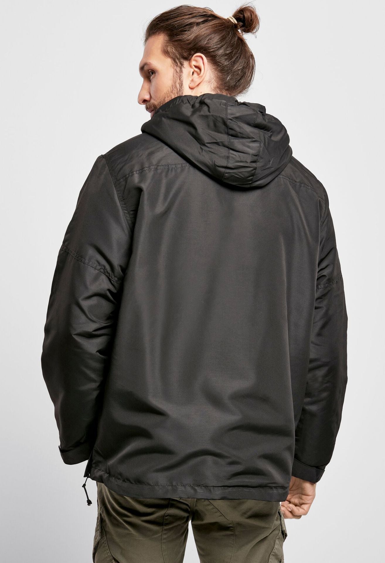 Schwarzer Brandit Windbreaker Sherpa Jacke mit Teddyfell-Futter, Kapuze und wasserabweisendem Material