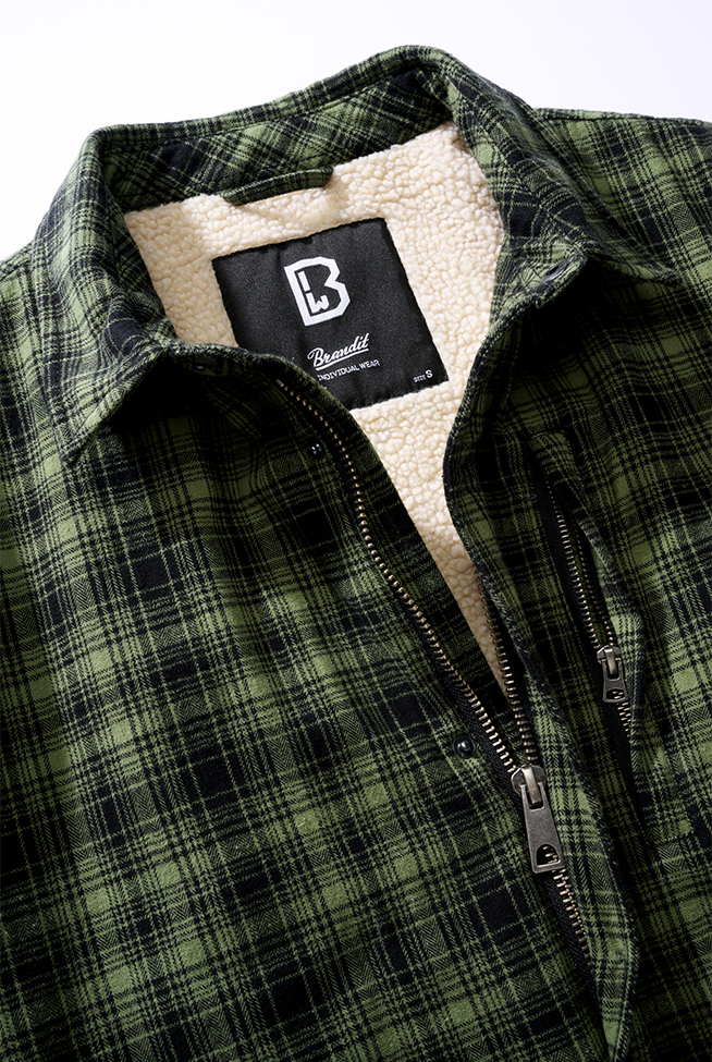 Brandit Herren Sherpa Jacke in Oliv/Schwarz – warm, klassischer Holzfäller-Look mit Brust- und Seitentaschen.