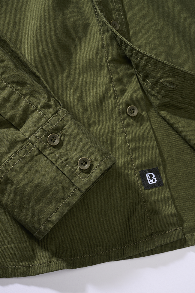 BRANDIT Flannel Shirt Olive: Klassisches Langarmhemd aus 100% Baumwolle, gerader Schnitt, mit zwei Brusttaschen