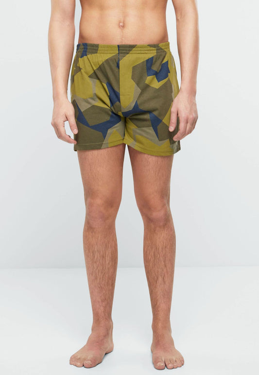 Bequeme Brandit Boxer Shorts in Swedish Camo aus hautfreundlicher Baumwolle mit elastischem Bund