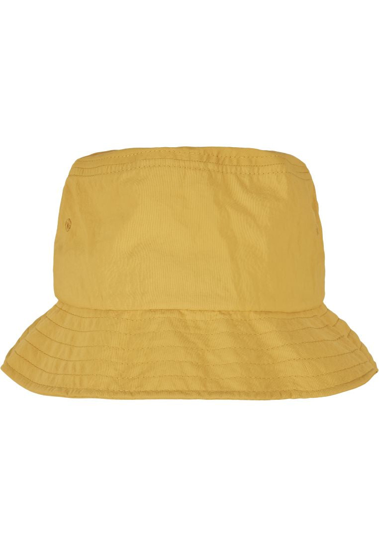 Gelber Outdoor Bucket Hat von Flexfit – wasserabweisend.