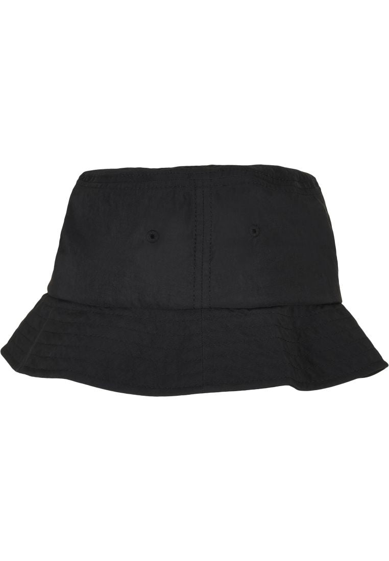 Schwarzer Outdoor Bucket Hat von Flexfit – wasserabweisend.