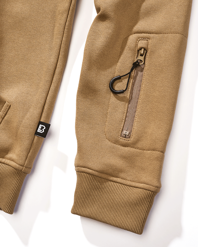 Brandit Sweat Kapuzenjacke camel mit Brust- und Armtaschen, Klettflächen und hohem Tragekomfort