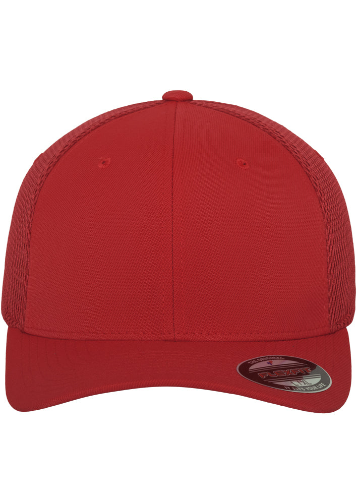 Rote Flexfit Mesh Cap aus leichtem, atmungsaktivem Material mit gebogenem Schirm für Sport und Freizeit.