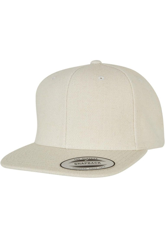 Weisse Snapback Cap aus Wolle mit grünem Schirmboden