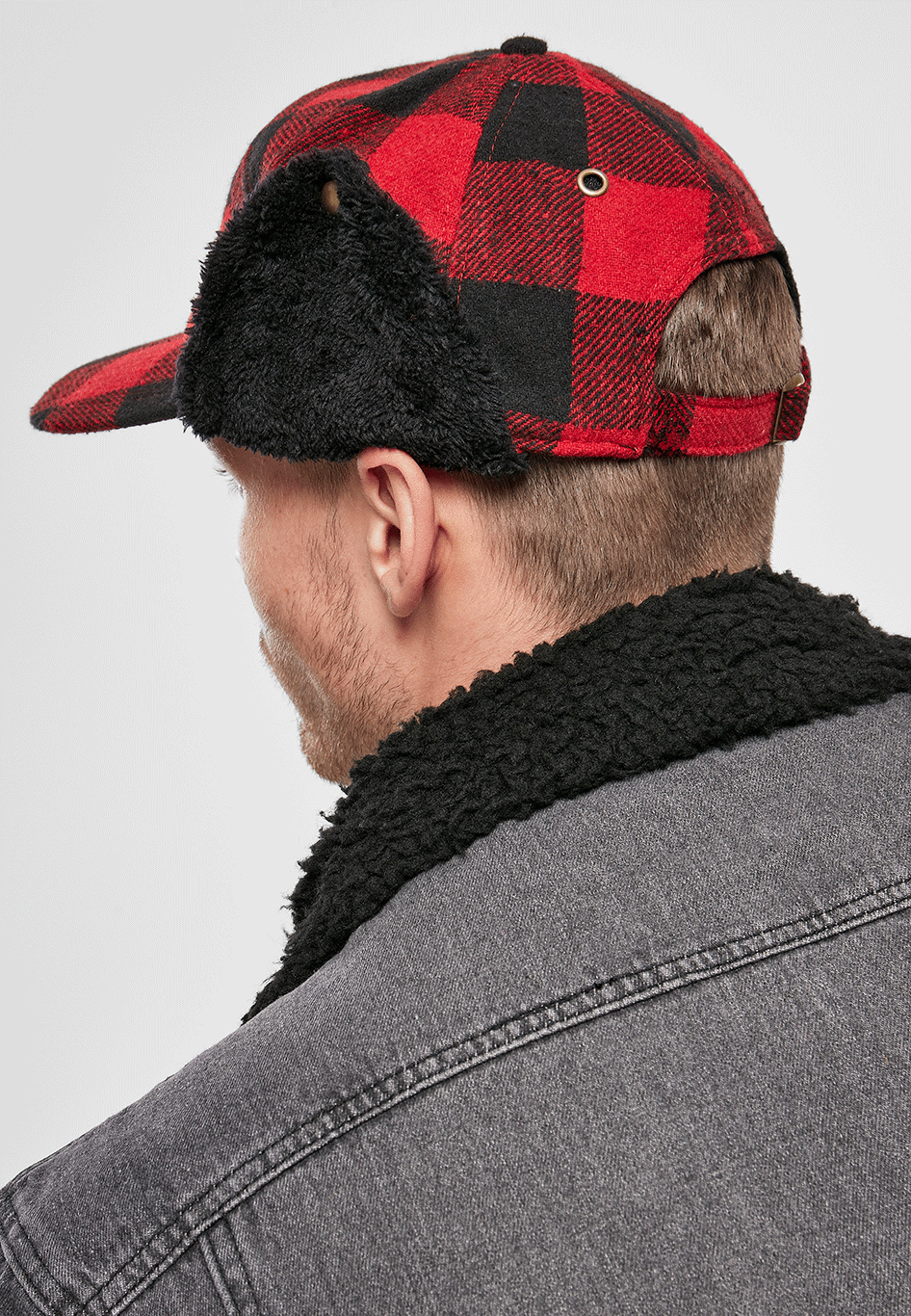 Brandit Winter Cap, leichte dehnbare Beanie in Einheitsgroesse, nahtlos, angenehm zu tragen und feuchtigkeitsabweisend.