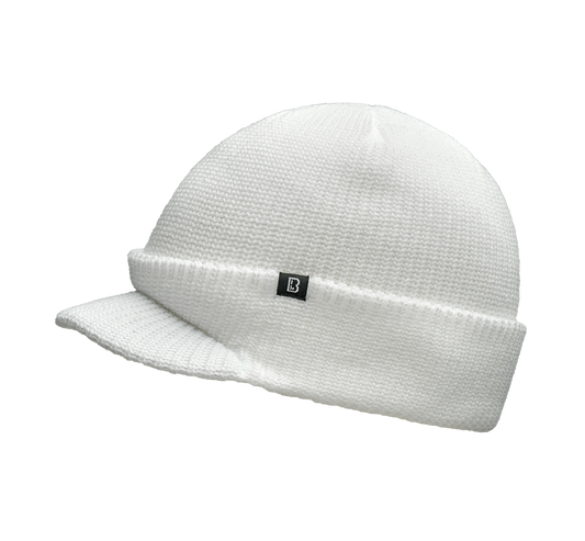 Weisses Brandit Shield Cap, weich, widerstandsfähig, wärmeisolierend, schnelltrocknend, abnehmbarer Trageriemen.
