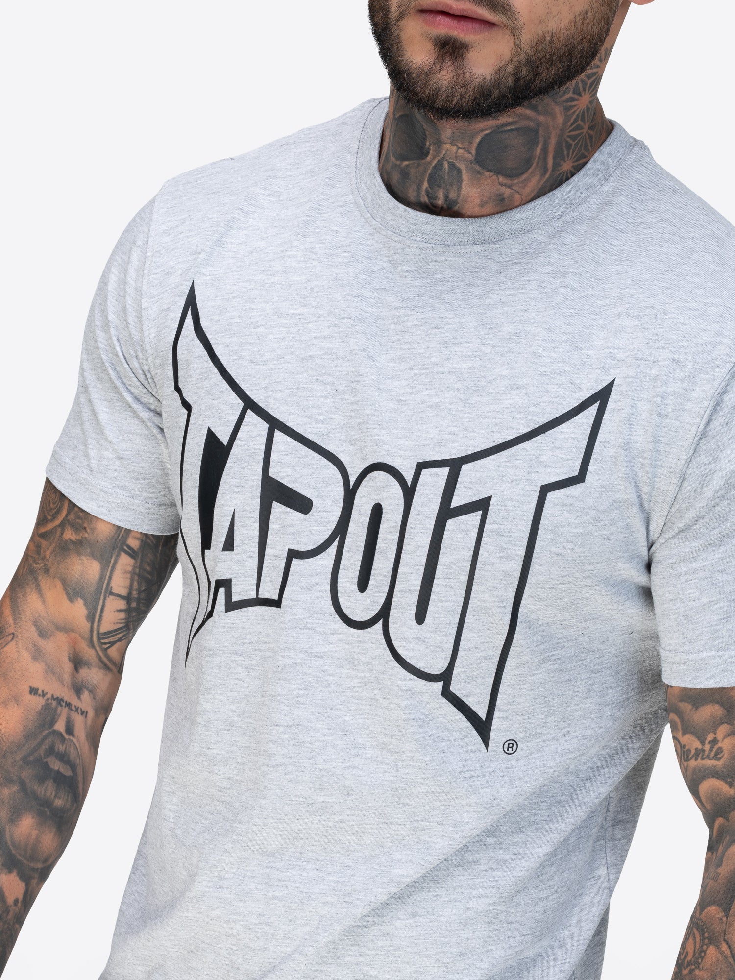 Tapout Herren T-Shirt in Marl Grey, normale Passform, Rundhals, grosser Logo-Druck auf der Brust, aus 100 % gekämmter Baumwolle