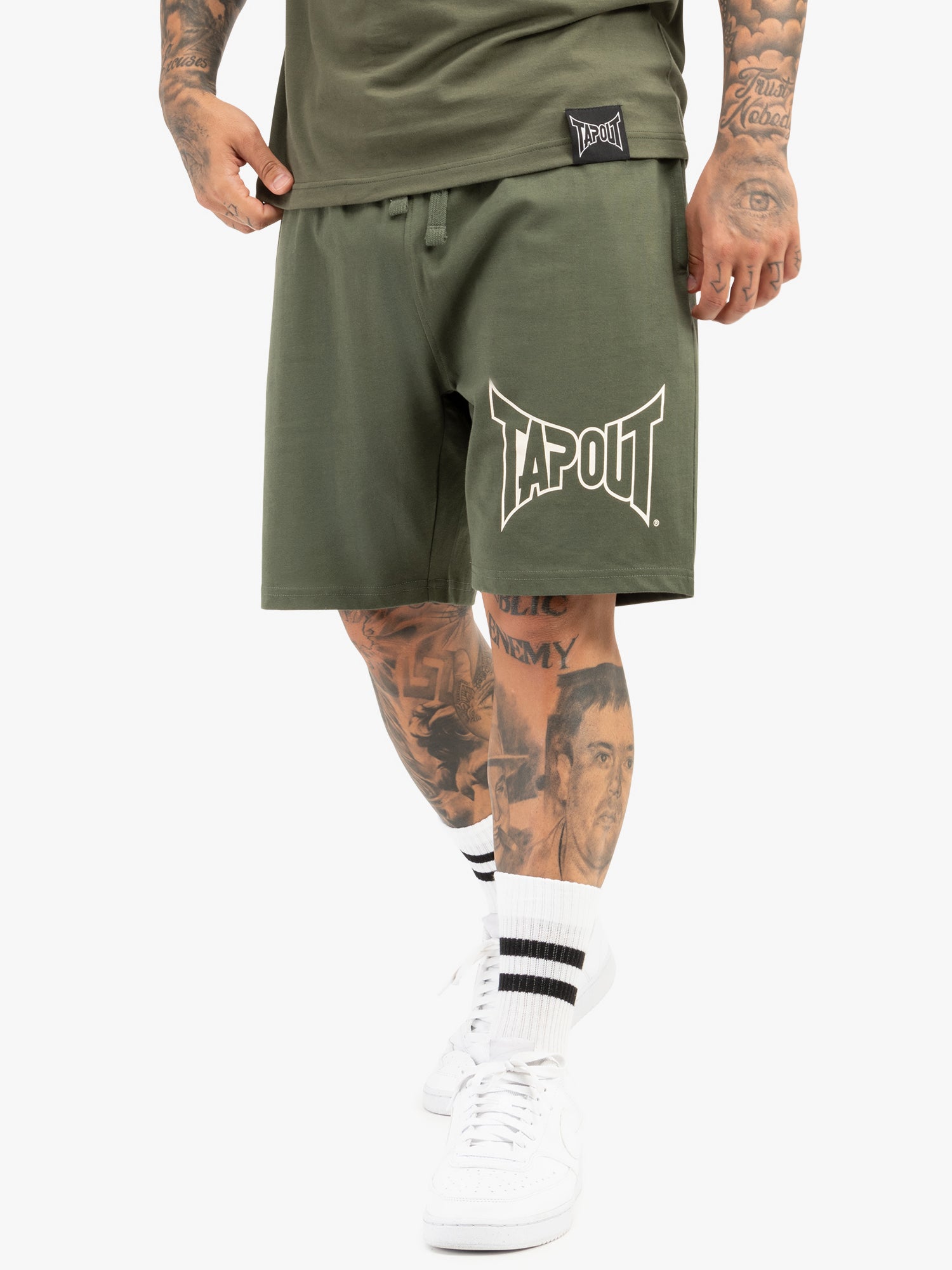 Tapout LIFESTYLE BASIC SHORTS 940007 Shorts - Olive