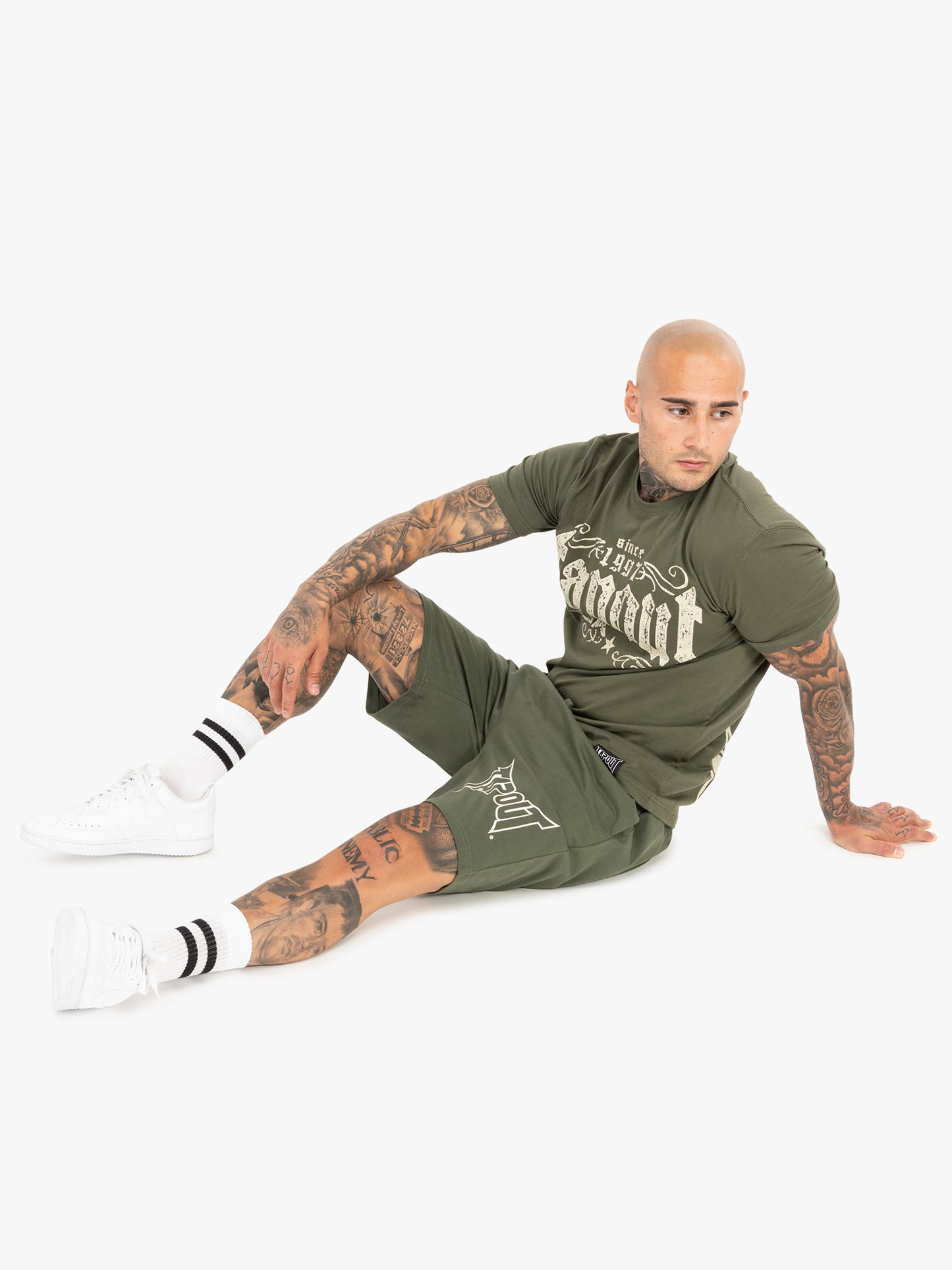 Tapout LIFESTYLE BASIC SHORTS 940007 Shorts - Olive