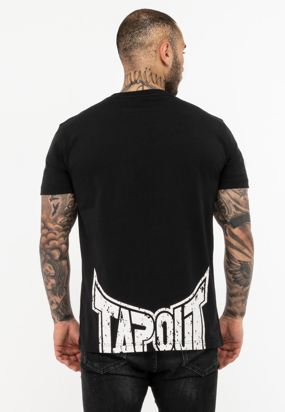 Schwarzes Tapout Herren T-Shirt in normaler Passform mit grossem Logo-Print vorne und kleinem Logo am Rücken