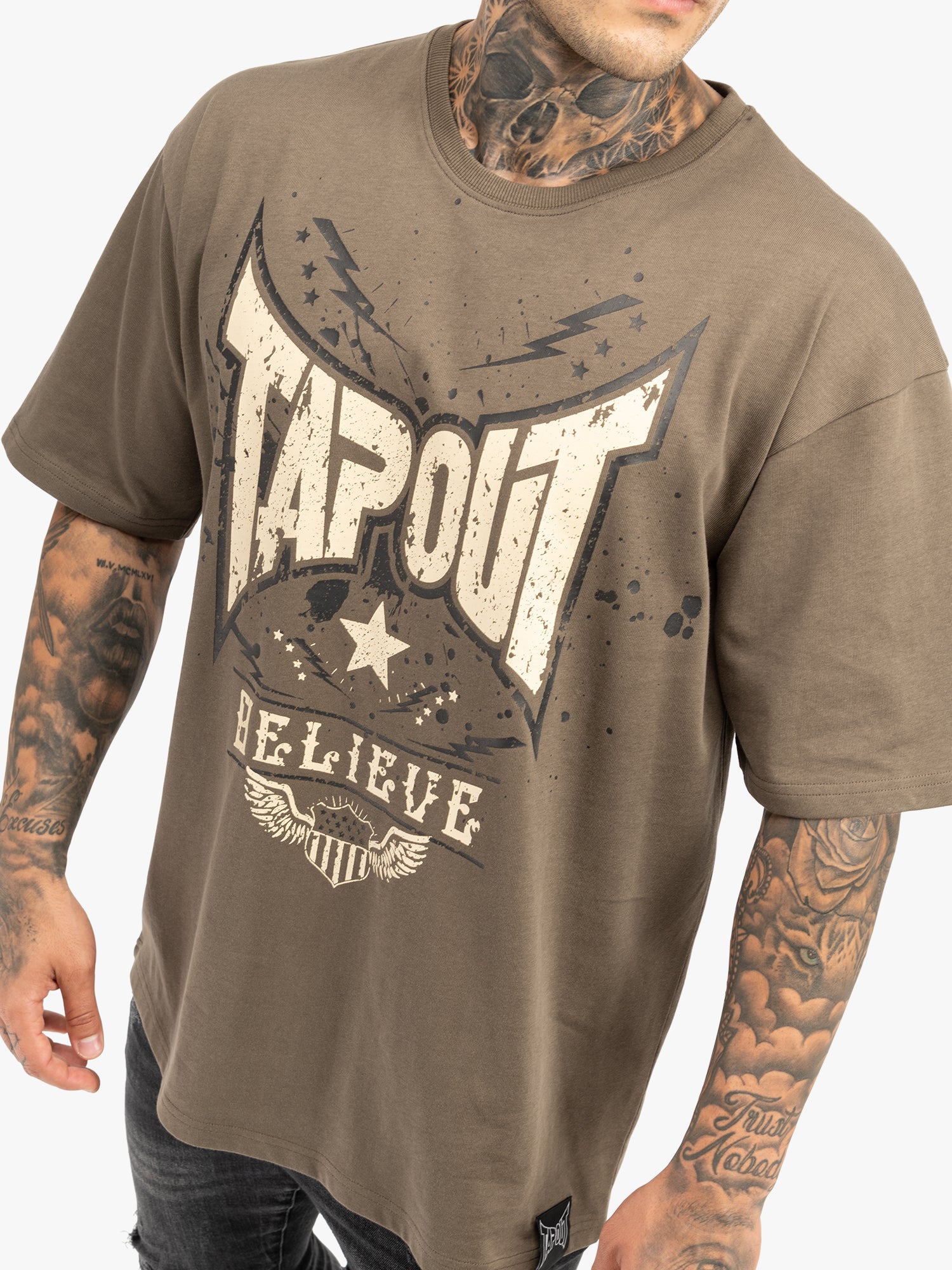 Tapout Herren T-Shirt Oversize braun mit Front-Print