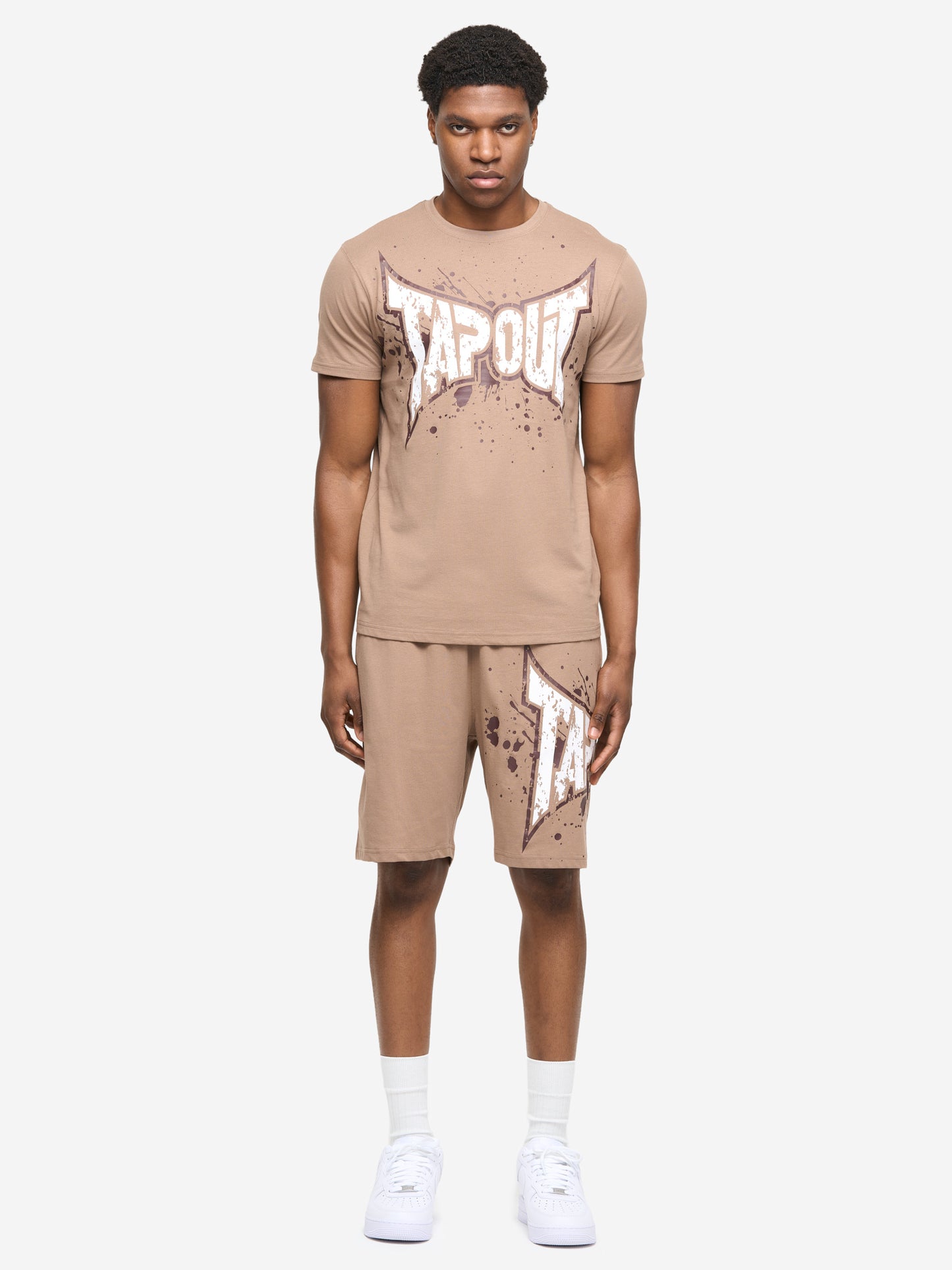 Tapout Herren T-Shirt & Shorts Set Braun mit Logo in normaler Passform