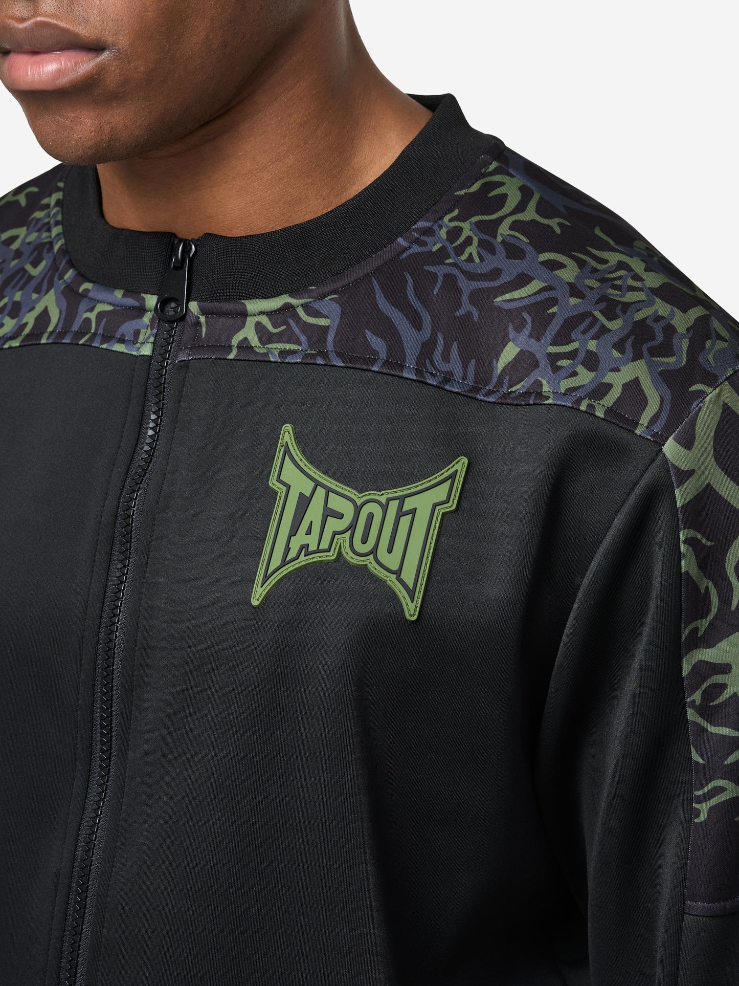Tapout Herren Jogginganzug schwarz/grün normale Passform