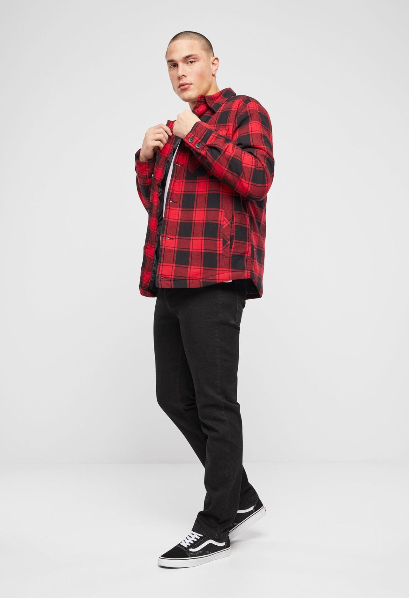 Brandit Lumber Jacke in Rot/Schwarz, wattiertes Flanell, Straight-Cut, Brusttaschen, Innentasche, Knopfleiste