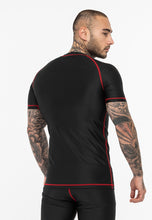 Laden Sie das Bild in den Galerie-Viewer, Tapout 960027 Crystal Funktions - T-Shirt Schwarz
