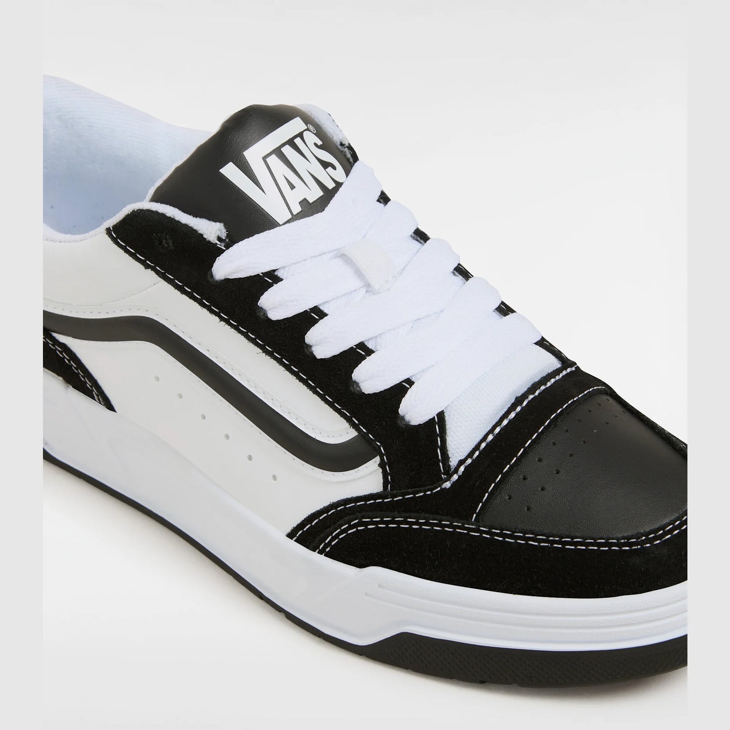 Vans Hylane – Retro Skate Sneaker mit chunky Cupsole