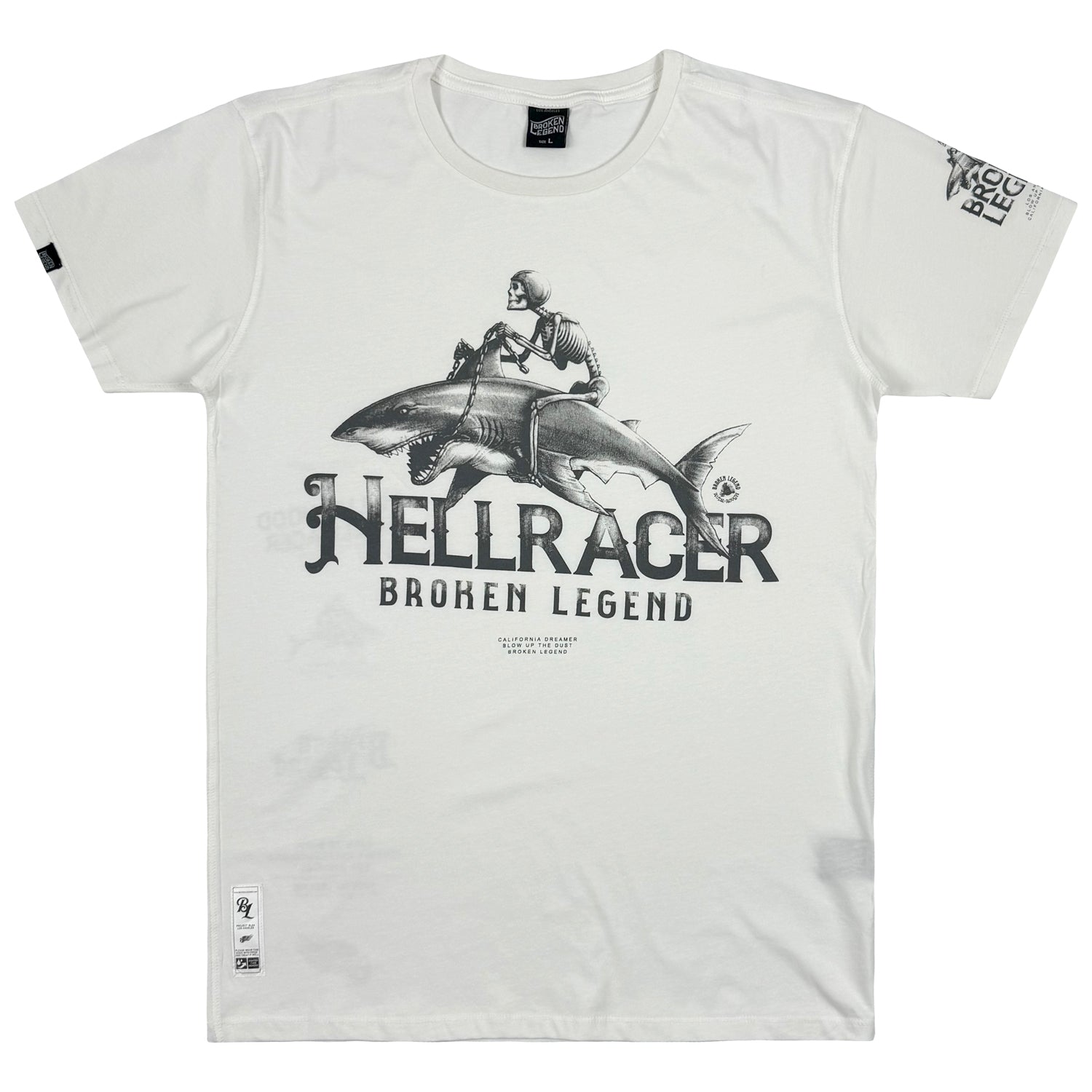 Natur Weiss Yakuza Premium T-Shirt Broken Legend mit großem Haifisch-Print und markantem Logo auf der Vorderseite.