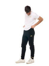 Laden Sie das Bild in den Galerie-Viewer, Leone - New Gold Jogginghose Schwarz
