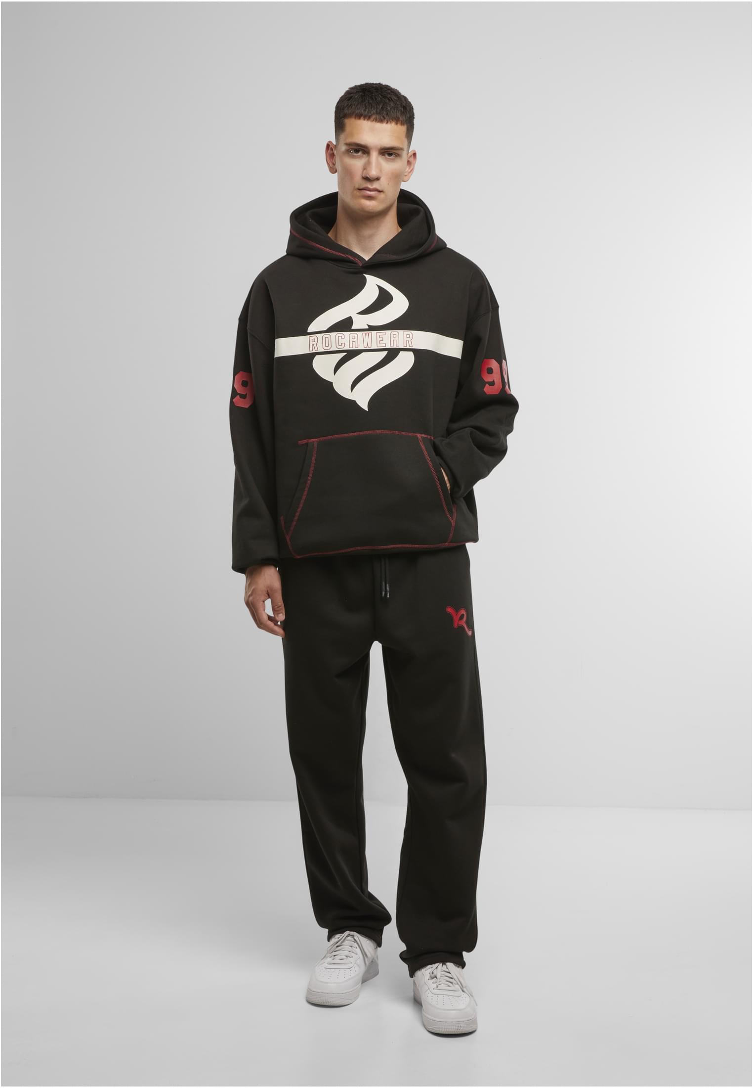 Rocawear Hoodie Pro Herren Streetwear Hoodie komplette Outfitansicht